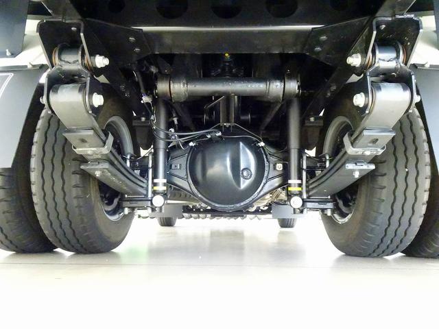 デュトロ 全低床 2t FJL 強化ダンプ 三方開 手動コボレーン付 集中ドアロック 左電格ミラー ルームミラー式バックモニター 車線逸脱警報装置 トラクションコントロール(45枚目)