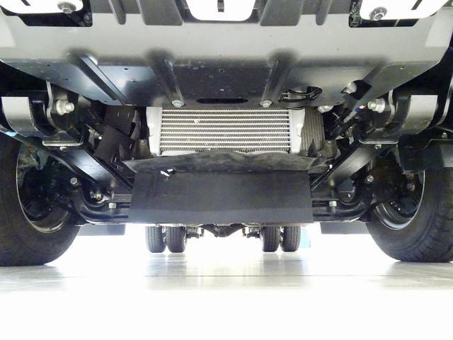 デュトロ 全低床 2t FJL 強化ダンプ 三方開 手動コボレーン付 集中ドアロック 左電格ミラー ルームミラー式バックモニター 車線逸脱警報装置 トラクションコントロール(46枚目)