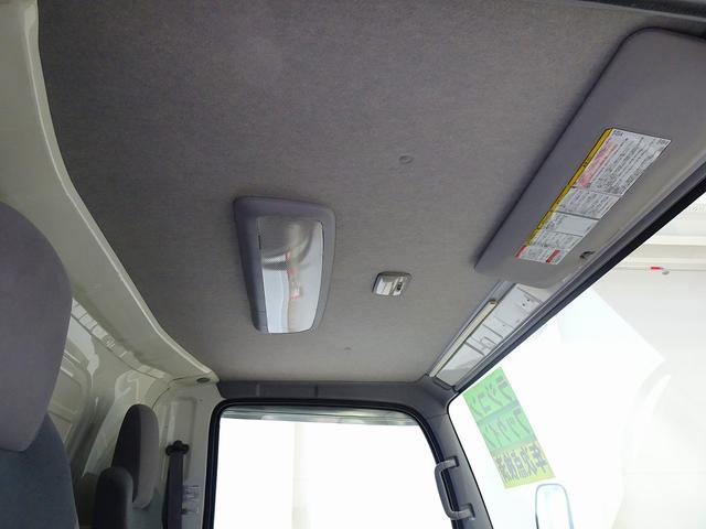 エルフトラック 高床　３．５ｔ　ワイドロング　タダノ４段　２．９ｔ吊りセルフクレーン付　Ｈ１３年製　ラジコン／フックイン付　三方開　床板アピトン張替え（２０ｍｍ）　リアブル積み加工　横ねた１９本／チャンネル増し８本（17枚目）