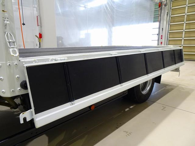 エルフトラック 高床　３．５ｔ　ワイドロング　タダノ４段　２．９ｔ吊りセルフクレーン付　Ｈ１３年製　ラジコン／フックイン付　三方開　床板アピトン張替え（２０ｍｍ）　リアブル積み加工　横ねた１９本／チャンネル増し８本（27枚目）