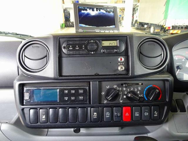 デュトロ 全低床 2t 標準 総重量5t未満 低温冷凍車 ±30度設定 -18度確認 リア観音扉/90度ストッパー付 床プラスチックすのこ付 左サイドスライドドア 水抜き穴前1対 荷室灯2個 仕切り扉付(脱着可)(10枚目)