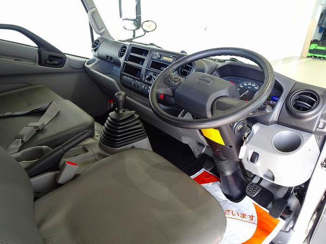 デュトロ 2t FJL ワイドロング 平ボデー 三方開 左右セイコーラック 埋め込みフック3対 集中ドアロック 左電格ミラー ETC アイドリングストップ トラクションコントロール(5枚目)