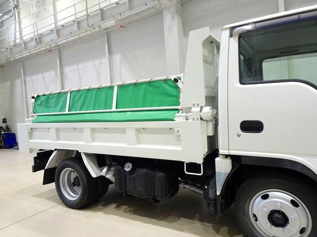 エルフトラック フルフラットローダンプ 2t Lゲートダンプ リア一方開 自動シート付(48cm) 前立てプロテクターアングル補強加工 左電各ミラー トラクションコントロール(20枚目)