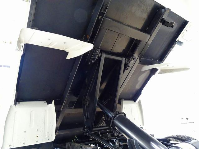 エルフトラック Wキャブフルフラットローダンプ 1.75t FFL 標準 三方開 リアアオリ左右ピン差し加工 アオリ三方J型フック各3個/ボルト止め PW(フロントのみ) 左電格ミラー フォグランプ トラクションコントロール(33枚目)