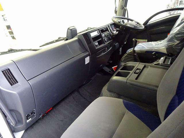 フォワード 7.3t 増トン ワイドベッド付 アルミウイング リアエアサス リア観音扉 セイコーラック 床フック5対 ラッシング2段 荷室LED灯 左電格ミラー/ヒーター エアサスシート/肘掛け(8枚目)