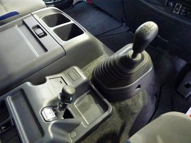 フォワード 7.3t 増トン ワイドベッド付 アルミウイング リアエアサス リア観音扉 セイコーラック 床フック5対 ラッシング2段 荷室LED灯 左電格ミラー/ヒーター エアサスシート/肘掛け(20枚目)