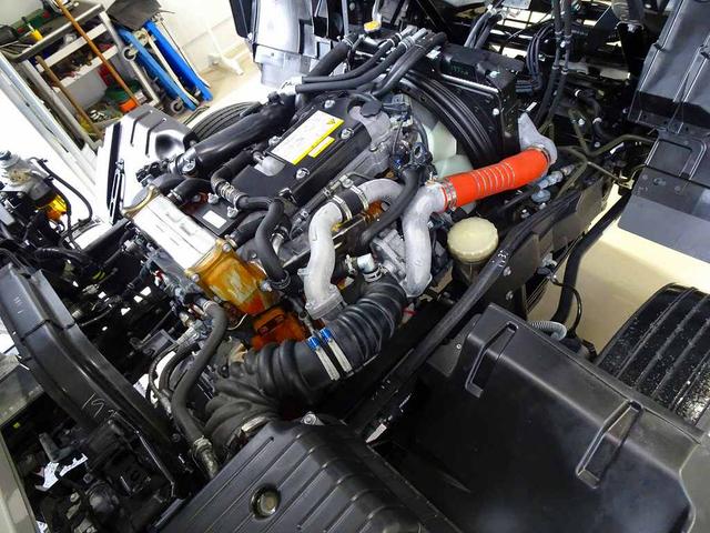 フォワード 7.3t 増トン ワイドベッド付 アルミウイング リアエアサス リア観音扉 セイコーラック 床フック5対 ラッシング2段 荷室LED灯 左電格ミラー/ヒーター エアサスシート/肘掛け(40枚目)