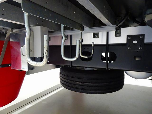 フォワード 7.3t 増トン ワイドベッド付 アルミウイング リアエアサス リア観音扉 セイコーラック 床フック5対 ラッシング2段 荷室LED灯 左電格ミラー/ヒーター エアサスシート/肘掛け(50枚目)