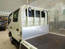 Ｗキャブフルジャストロー　１．２５ｔ　４ＷＤ　Ｗタイヤ　三方開　前立て鳥居ステンレス張り／鳥居作業灯２個　リアアオリチェーン２個　車線逸脱警報装置　トラクションコントロール　リアヒーター（32枚目）