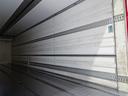 　１２ｔ　３軸　６×２　リアエアサス　低温冷凍ウイング　－３５度設定　－０度確認　右シャシ中央サブエンジン／スタンバイ付　五方開　セイコーラック　床ステンレス　ジョロダーレール　ラッシング２段　水抜き穴（29枚目）