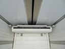 　１２ｔ　３軸　６×２　リアエアサス　低温冷凍ウイング　－３５度設定　－０度確認　右シャシ中央サブエンジン／スタンバイ付　五方開　セイコーラック　床ステンレス　ジョロダーレール　ラッシング２段　水抜き穴（31枚目）