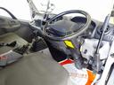 デュトロ 　３ｔ　４ナンバー　ＦＪＬ　強化ダンプ　三方開　集中ドアロック　フォグランプ　トラクションコントロール　電動パーキングブレーキ　室内ＬＥＤ灯（5枚目）