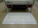 Ｗキャブ全低床　２ｔ　標準　垂直ＰＧ６００ｋｇ付　長：８７ｃｍ／有効長：７４ｃｍ　幅：１５７ｃｍ　左右リア支柱ＰＧスイッチ　運転席肘掛け　アドブルー　車線逸脱警報装置　トラクションコントロール　リアヒーター（35枚目）