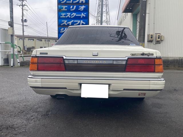 日産 グロリア