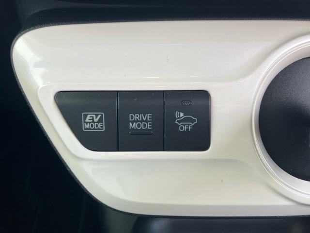 プリウス Ｓ　セーフティセンス　純正ナビテレビ　バックカメラ　ＥＴＣ　ＬＥＤヘッドライト　スマートキー　プッシュスタート　４ＷＤ　エアコン　盗難防止システム　衝突安全ボディ　アイドリングストップ（20枚目）