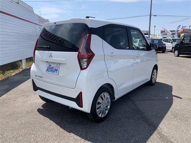 ｅＫワゴン Ｍ　レーンキープアシスト　シートヒーター　オートマチックハイビーム　スマートキー　ＡＢＳ　アイドリングストップ　盗難防止　横滑り防止　衝突被害軽減システム　クリアランスソナー　寒冷地仕様　ベンチシート（5枚目）