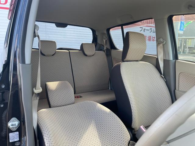 アルト Ｇ４　４ＷＤ　ＣＶＴ　ＥＴＣ　シートヒーター　プッシュスタート　スマートキー　ＣＤオーディオ　盗難防止　運転席・助手席エアバッグ　パワーウインドウ　エアコン　ＡＢＳ　パワステ　スペアタイヤ　電動格納ミラー（21枚目）