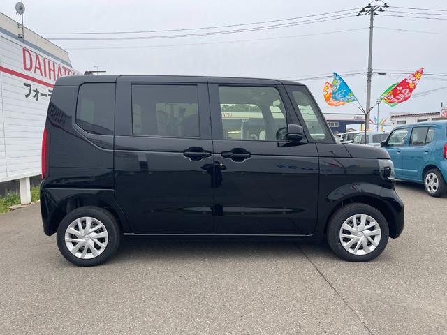 N-BOX ベースグレード 4WD 衝突被害軽減ブレーキ 左側電動スライドドア バックカメラ クリアランスソナー レーンアシスト シートヒーター スマートキー オートマチックハイビーム アイドリングストップ 盗難防止 横滑り防止(11枚目)