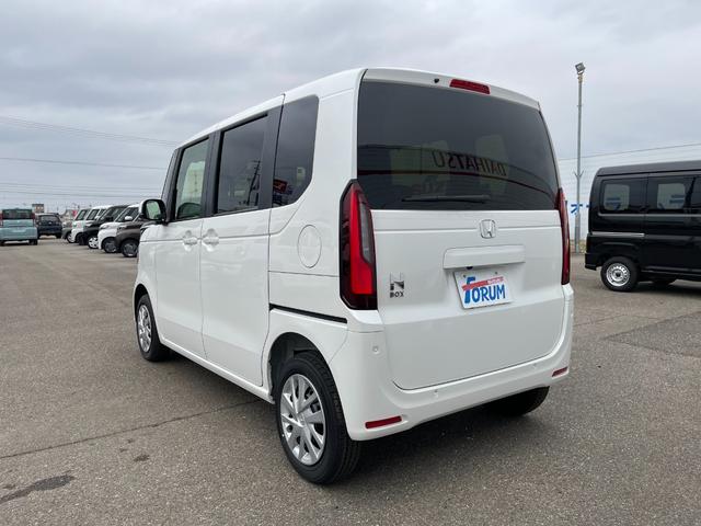 N-BOX ベースグレード 4WD 衝突被害軽減ブレーキ 左側電動スライドドア バックカメラ クリアランスソナー レーンアシスト シートヒーター スマートキー オートマチックハイビーム アイドリングストップ 盗難防止 横滑り防止(9枚目)