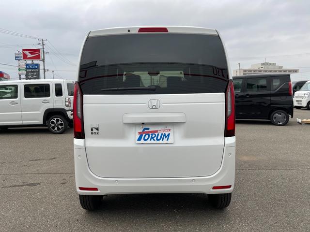 N-BOX ベースグレード 4WD 衝突被害軽減ブレーキ 左側電動スライドドア バックカメラ クリアランスソナー レーンアシスト シートヒーター スマートキー オートマチックハイビーム アイドリングストップ 盗難防止 横滑り防止(10枚目)