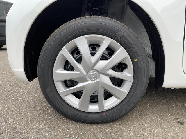 N-BOX ベースグレード 4WD 衝突被害軽減ブレーキ 左側電動スライドドア バックカメラ クリアランスソナー レーンアシスト シートヒーター スマートキー オートマチックハイビーム アイドリングストップ 盗難防止 横滑り防止(23枚目)