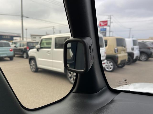 N-BOX ベースグレード 4WD 衝突被害軽減ブレーキ 左側電動スライドドア バックカメラ クリアランスソナー レーンアシスト シートヒーター スマートキー オートマチックハイビーム アイドリングストップ 盗難防止 横滑り防止(62枚目)