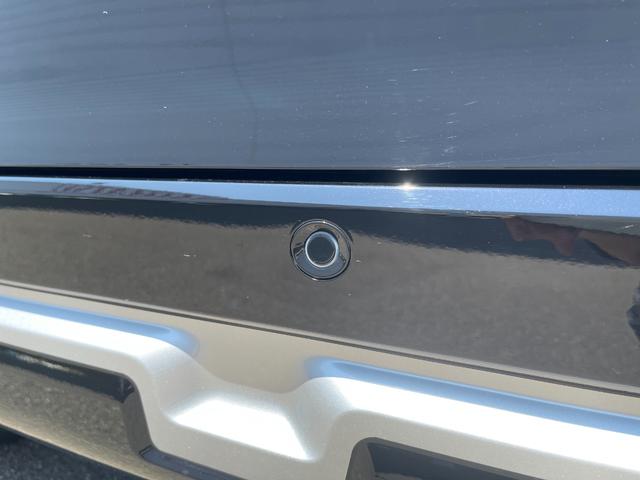 デリカミニ Ｇ　プレミアム　４ＷＤ　両側電動スライド　アダプティブクルーズコントロール　レーンキープアシスト　クリアランスソナー　全周囲カメラ　横滑り防止　盗難防止　アイドリングストップ　オートマチックハイビーム　ルーフレール（18枚目）