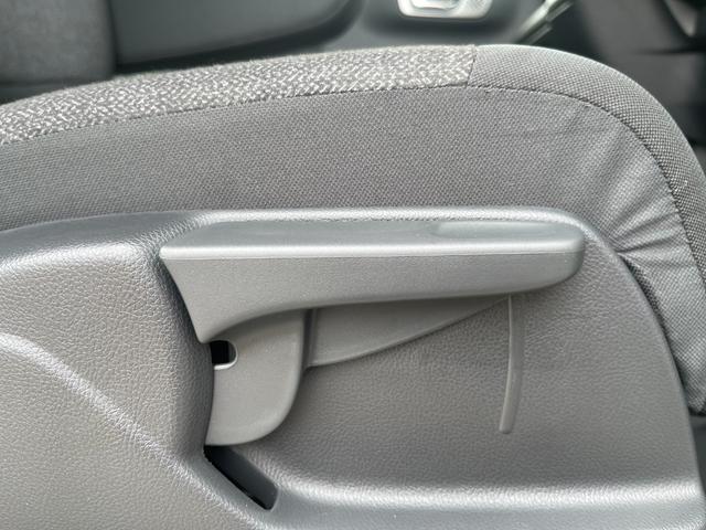 Ｎ－ＢＯＸカスタム ベースグレード　４ＷＤ　左側電動スライドドア　バックカメラ　クリアランスソナー　レーンアシスト　シートヒーター　オートマチックハイビーム　盗難防止　横滑り防止　アイドリングストップ　アダプティブクルーズコントロール（67枚目）