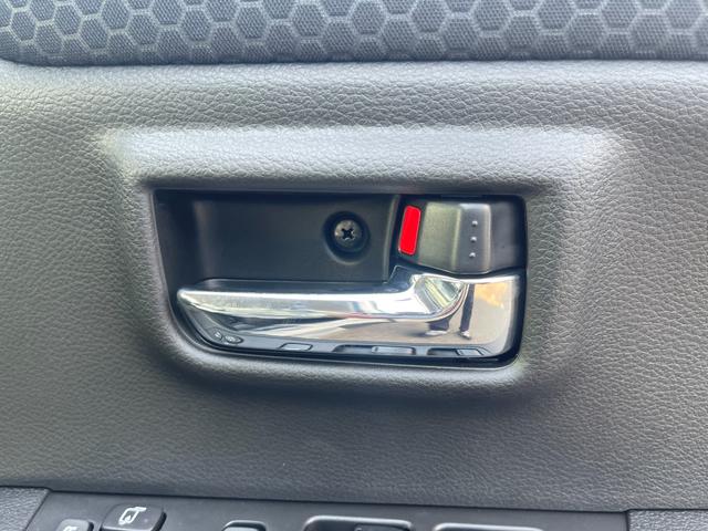 ハスラー タフワイルド　４ＷＤ　アダプティブクルーズコントロール　レーンアシスト　クリアランスソナー　スマートキー　シートヒーター　オートマチックハイビーム　フォグランプ　ルーフレール　横滑り防止　盗難防止　アルミ（64枚目）