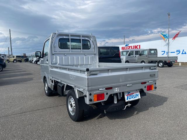 キャリイトラック KCエアコン・パワステ スズキセーフティサポート非装着車 3方開 4WD 5MT キーレス クリアランスソナー 横滑り防止 アイドリングストップ Wエアバッグ パワーウインドウ エアコン パワステ ABS ライトレベライザー(13枚目)