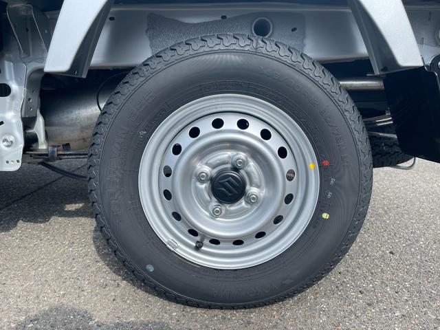 キャリイトラック KCエアコン・パワステ スズキセーフティサポート非装着車 3方開 4WD 5MT キーレス クリアランスソナー 横滑り防止 アイドリングストップ Wエアバッグ パワーウインドウ エアコン パワステ ABS ライトレベライザー(18枚目)