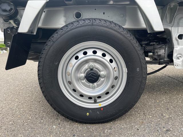 キャリイトラック KCエアコン・パワステ スズキセーフティサポート非装着車 3方開 4WD 5MT キーレス クリアランスソナー 横滑り防止 アイドリングストップ Wエアバッグ パワーウインドウ エアコン パワステ ABS ライトレベライザー(20枚目)