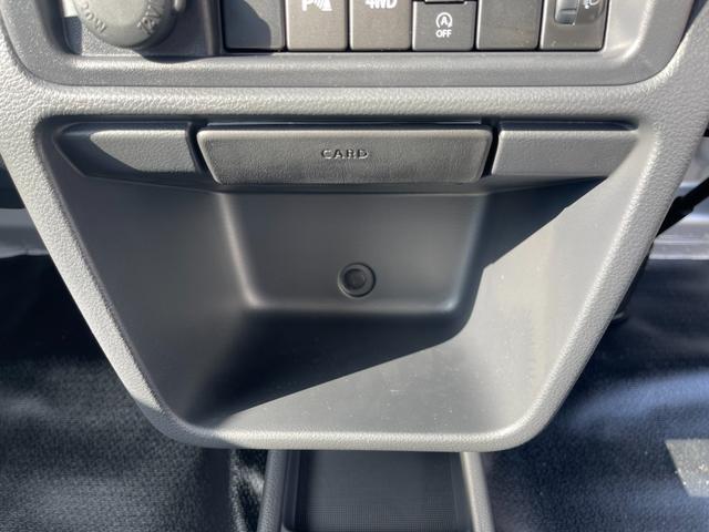 キャリイトラック KCエアコン・パワステ スズキセーフティサポート非装着車 3方開 4WD 5MT キーレス クリアランスソナー 横滑り防止 アイドリングストップ Wエアバッグ パワーウインドウ エアコン パワステ ABS ライトレベライザー(42枚目)