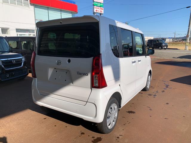 タント Ｘ　４ＷＤ　両側スライド／片側電動ドア　バックカメラ　オートエアコン　オートブレーキホールド機能　電動パーキングブレーキ　シートヒーター　プッシュスタート　クリアランスソナー　アイドリングストップ（7枚目）