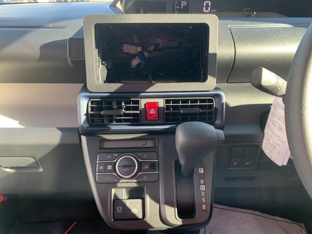 タント Ｘ　４ＷＤ　両側スライド／片側電動ドア　バックカメラ　オートエアコン　オートブレーキホールド機能　電動パーキングブレーキ　シートヒーター　プッシュスタート　クリアランスソナー　アイドリングストップ（15枚目）