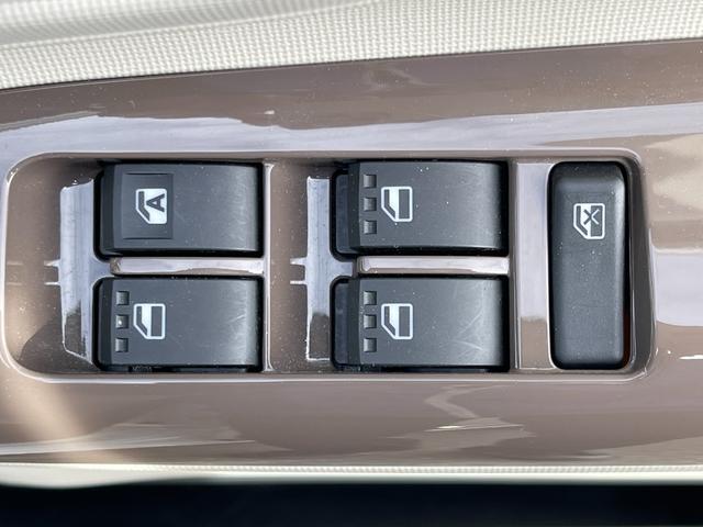 ムーヴキャンバス Ｇメイクアップリミテッド　ＳＡＩＩＩ（28枚目）