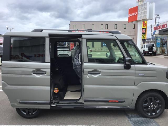 スペーシアギア ハイブリッドＸＺ　４ＷＤ、ＣＶＴ、、デュアルセンサーブレーキサポートＩＩ、アダプティブクルーズコントロール、後席両側パワースライドドア、運転席・助手席シートヒーター、電動パーキングブレーキ（9枚目）