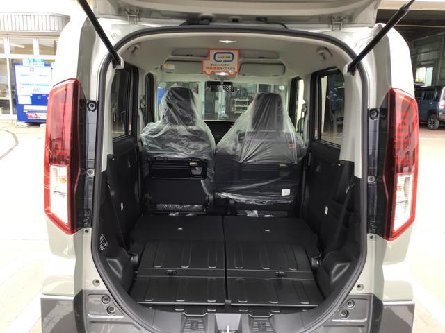 スペーシアギア ハイブリッドＸＺ　４ＷＤ、ＣＶＴ、、デュアルセンサーブレーキサポートＩＩ、アダプティブクルーズコントロール、後席両側パワースライドドア、運転席・助手席シートヒーター、電動パーキングブレーキ（20枚目）