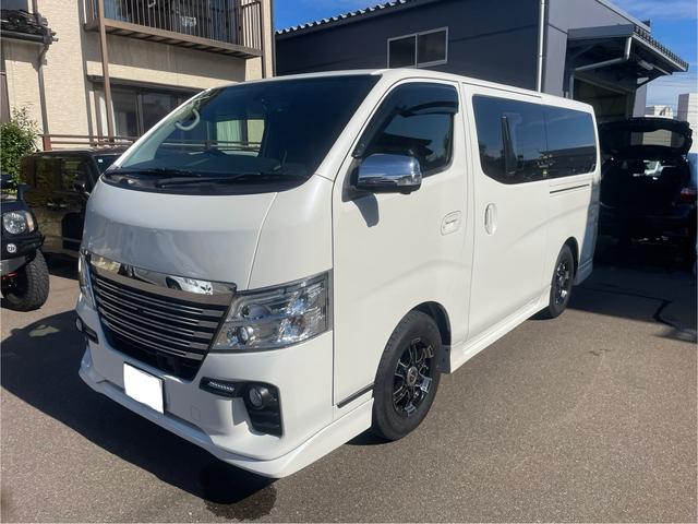 ＮＶ３５０キャラバンバン ロングライダープレミアムＧＸターボプロスタイルパック　４ＷＤ　純正ＴＶナビ　アラウンドビューモニター　ＥＴＣ　プッシュボタンスタート　スマートキー　アルミホイール　オートエアコン　リアヒーター　リアクーラー　プライバシーカーテン　フォグライト（20枚目）