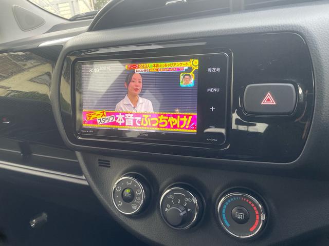 ヴィッツ Ｆ　セーフティーエディションＩＩＩ　４ＷＤ　地デジＴＶナビ　プッシュボタンスタート　スマートキー　アルミホイール　ステアリングスイッチ　トヨタセーフティセンス　ＬＥＤヘッドライト　フォグライト　電動格納ミラー　Ｂｌｕｅｔｏｏｔｈ（7枚目）
