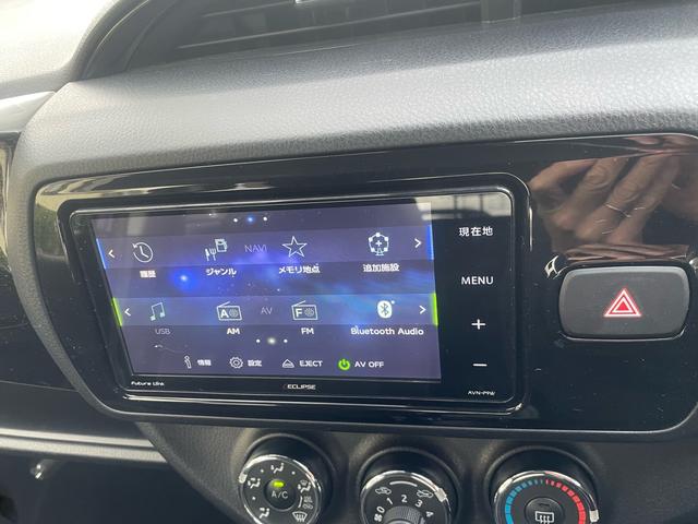 ヴィッツ Ｆ　セーフティーエディションＩＩＩ　４ＷＤ　地デジＴＶナビ　プッシュボタンスタート　スマートキー　アルミホイール　ステアリングスイッチ　トヨタセーフティセンス　ＬＥＤヘッドライト　フォグライト　電動格納ミラー　Ｂｌｕｅｔｏｏｔｈ（9枚目）