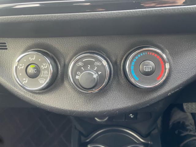 ヴィッツ Ｆ　セーフティーエディションＩＩＩ　４ＷＤ　地デジＴＶナビ　プッシュボタンスタート　スマートキー　アルミホイール　ステアリングスイッチ　トヨタセーフティセンス　ＬＥＤヘッドライト　フォグライト　電動格納ミラー　Ｂｌｕｅｔｏｏｔｈ（13枚目）