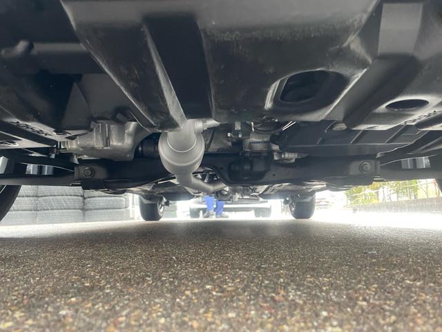 ヴィッツ Ｆ　セーフティーエディションＩＩＩ　４ＷＤ　地デジＴＶナビ　プッシュボタンスタート　スマートキー　アルミホイール　ステアリングスイッチ　トヨタセーフティセンス　ＬＥＤヘッドライト　フォグライト　電動格納ミラー　Ｂｌｕｅｔｏｏｔｈ（29枚目）