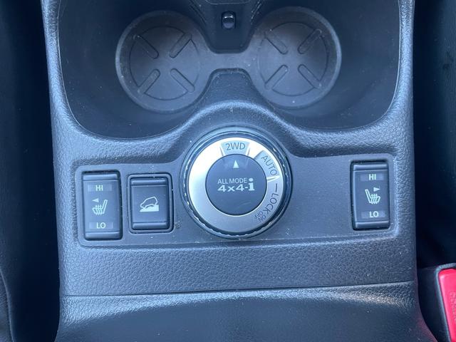 エクストレイル ２０Ｘ　ハイブリッド　エマージェンシーブレーキＰ　４ＷＤ　ＴＶナビ　バックカメラ　フリップダウンモニター　ＥＴＣ　スマートキー　プッシュボタンスタート　エマ―ジェンシーブレーキ　シートヒーター　純正アルミホイール　パワーバックドア　ハイブリッド車（16枚目）