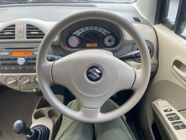 アルト Ｆ　２ＷＤ　ＭＴ車　マニュアル車　キーレスエントリー　ＣＤオーディオ　エアコン　パワステ　パワーウィンドウ　純正スチールホイール・ホイールキャップ　走行距離３万ｋｍ台（5枚目）