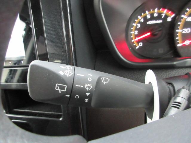 ルーミー Ｇ　４ＷＤ　カロッツェリアＳＤナビ　フルセグＴＶ　Ｂｌｕｅｔｏｏｔｈ　バックカメラ　両側電動スライドドア　ＥＴＣ　ドラレコ　ＬＥＤライト＆フォグランプ　フロアマット＆ワイドバイザー　新車保証継承付（17枚目）