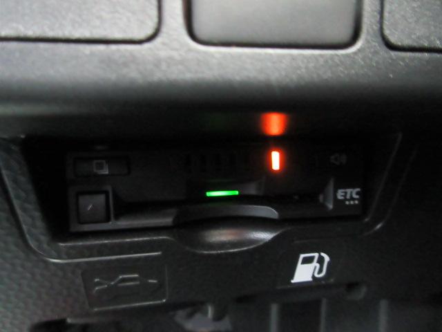 ルーミー Ｇ　４ＷＤ　カロッツェリアＳＤナビ　フルセグＴＶ　Ｂｌｕｅｔｏｏｔｈ　バックカメラ　両側電動スライドドア　ＥＴＣ　ドラレコ　ＬＥＤライト＆フォグランプ　フロアマット＆ワイドバイザー　新車保証継承付（26枚目）