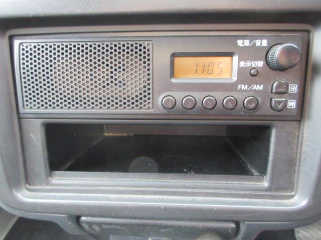 キャリイトラック ＫＣ　４ＷＤ　エアコン　パワーステアリング　ＡＭ／ＦＭラジオ付き　ワンオーナー（7枚目）