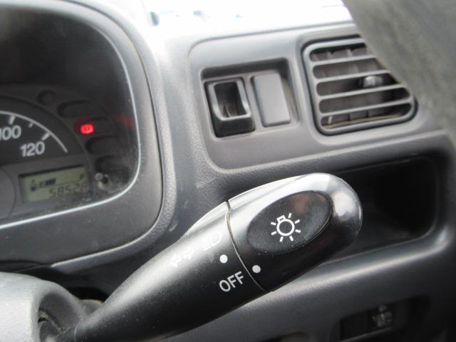キャリイトラック ＫＣ　４ＷＤ　エアコン　パワーステアリング　ＡＭ／ＦＭラジオ付き　ワンオーナー（11枚目）