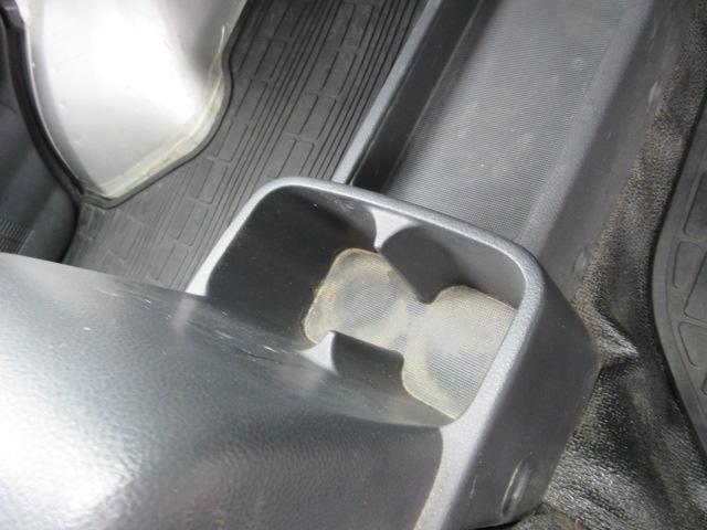 キャリイトラック ＫＣ　４ＷＤ　エアコン　パワーステアリング　ＡＭ／ＦＭラジオ付き　ワンオーナー（13枚目）